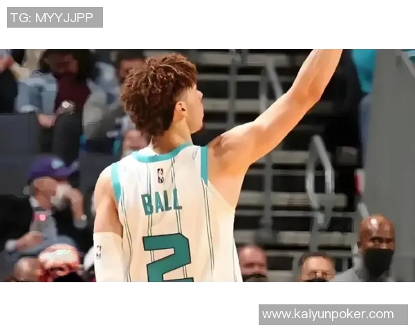 拉梅洛鲍尔尽显个人能力27投12中砍下34分8篮板9助攻难救球队失利